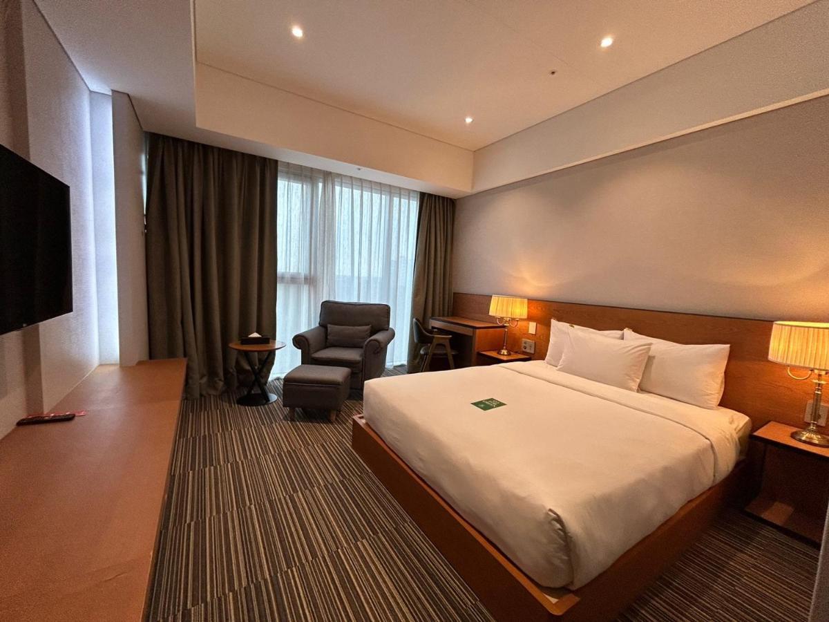 Hotel Tour Incheon Airport Hotel & Suites Extérieur photo